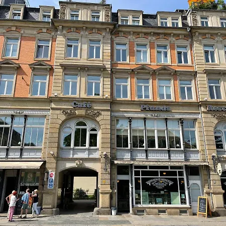 Moderne In Der Dresdner Neustadt Dresden