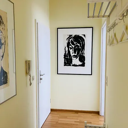 Moderne In Der Dresdner Neustadt شقة